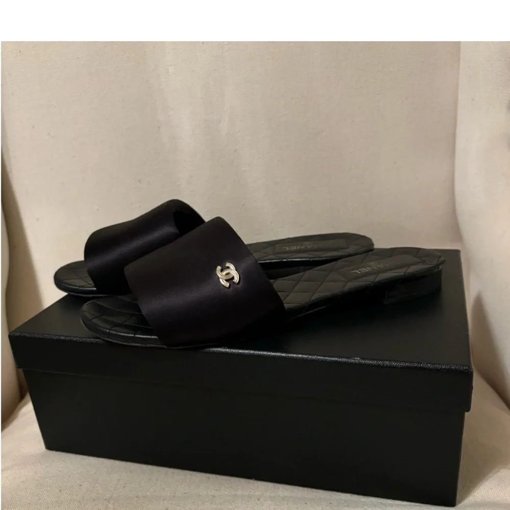 Chanel black sandals 8-9.5 - Picture 4 of 9